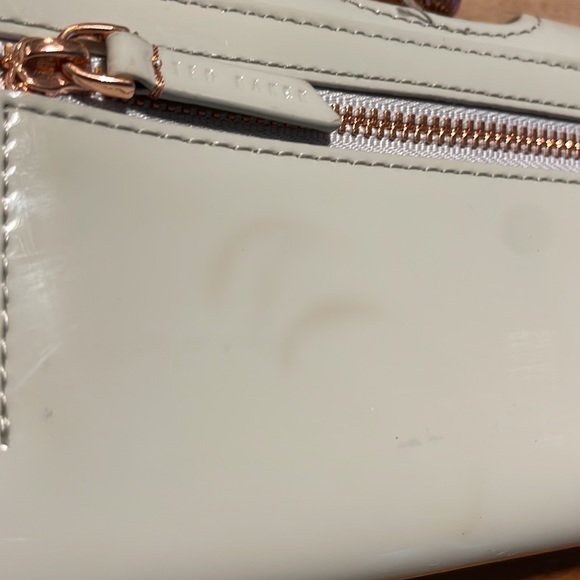 TED BAKER - Wallet- Patent Leather - Picture 9 of 12